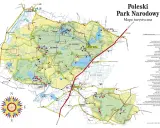 Mapa turystyczna Polskiego Parku Narodowego z zaznaczonymi szlakami, jeziorami i miejscowościami.